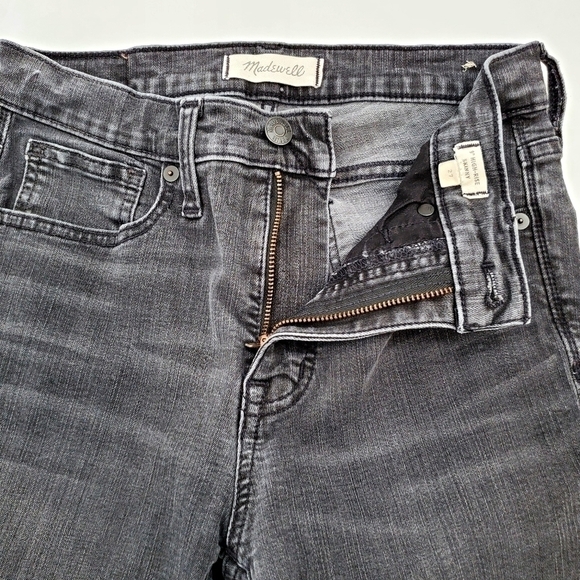 Madewell 9" Mid-Rise Skinny Jeans in Black Sea - Picture 7 of 10